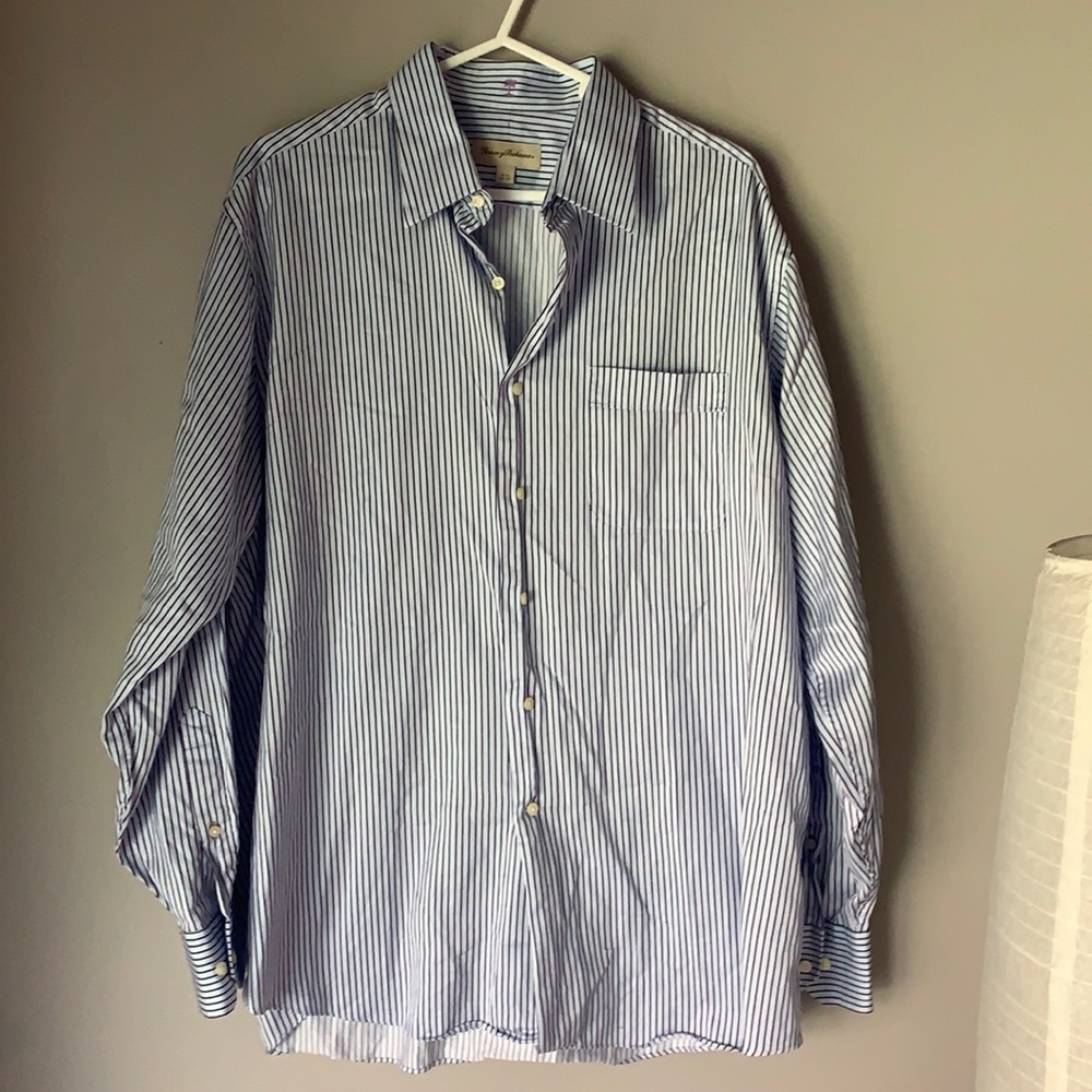 Tommy Bahama Men’s Blue/Purple Long Sleeve Striped Button Down